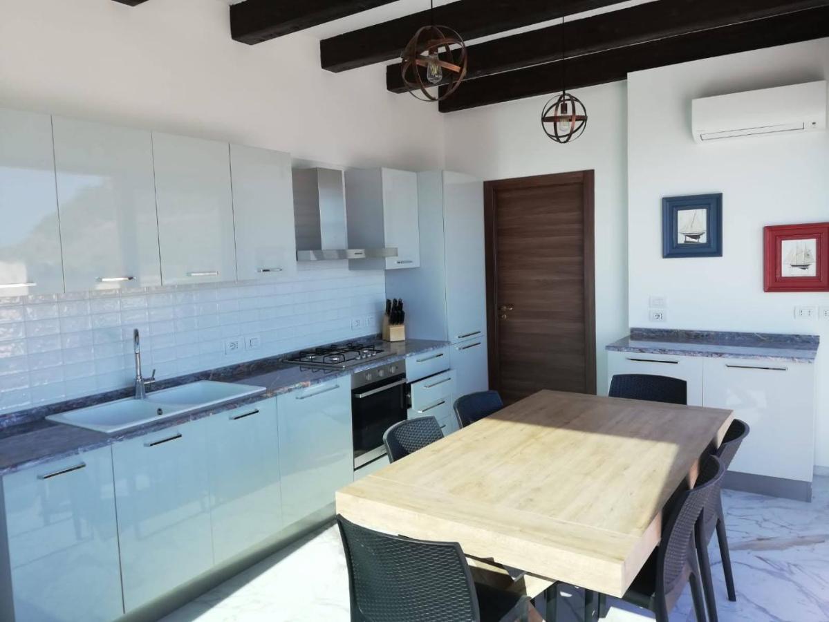 شقة Palazzo Del Golfo Penthouse كاستيلاّماري ديل غو المظهر الخارجي الصورة