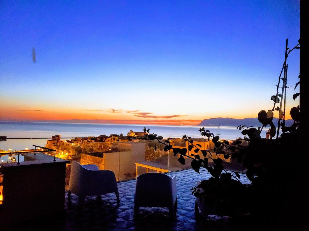 شقة Palazzo Del Golfo Penthouse كاستيلاّماري ديل غو المظهر الخارجي الصورة