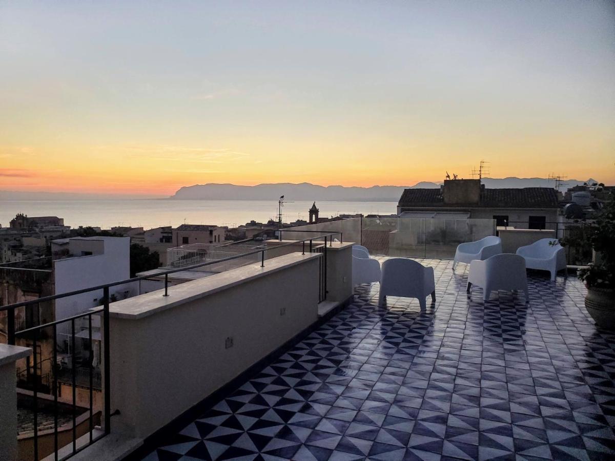 شقة Palazzo Del Golfo Penthouse كاستيلاّماري ديل غو المظهر الخارجي الصورة