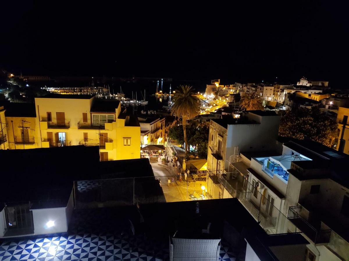 شقة Palazzo Del Golfo Penthouse كاستيلاّماري ديل غو المظهر الخارجي الصورة